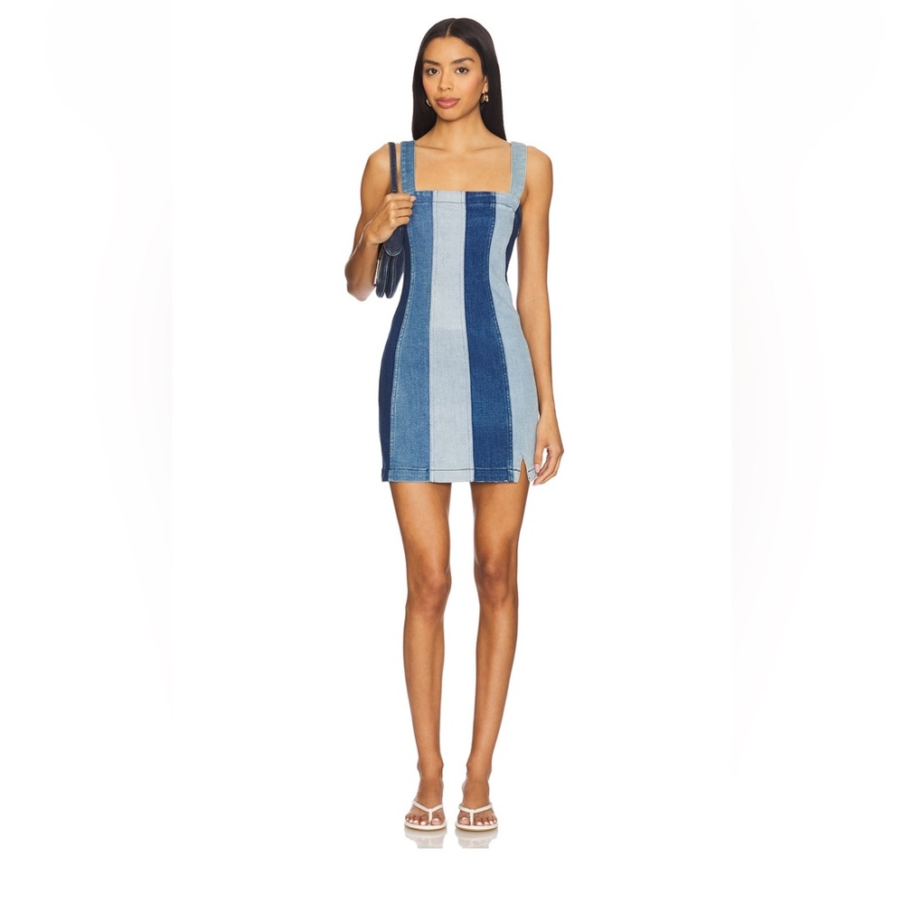 NWOT Coronado Corset Dress in Shady Indigo
Show Me Your Mumu Size Small